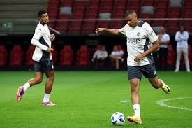 的热烈讨论 的热烈讨论