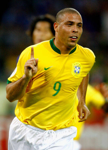 强力中锋在 强力中锋在